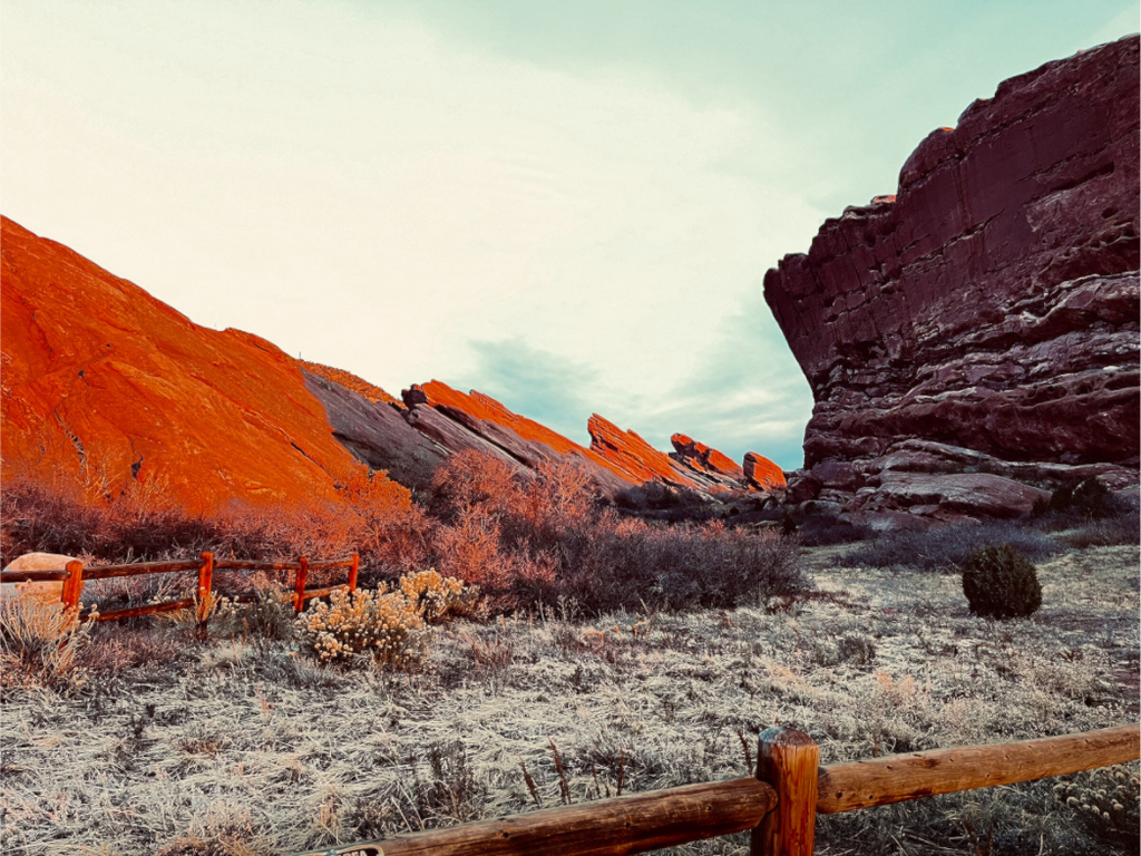 Main image Red Rocks at dawn 05
