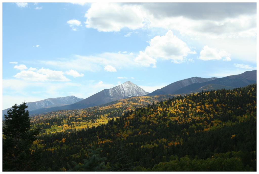 Main image San de Cristo Mountains, Colorado in the Fall